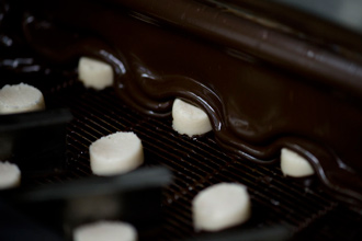 (c) Rogers Chocolates